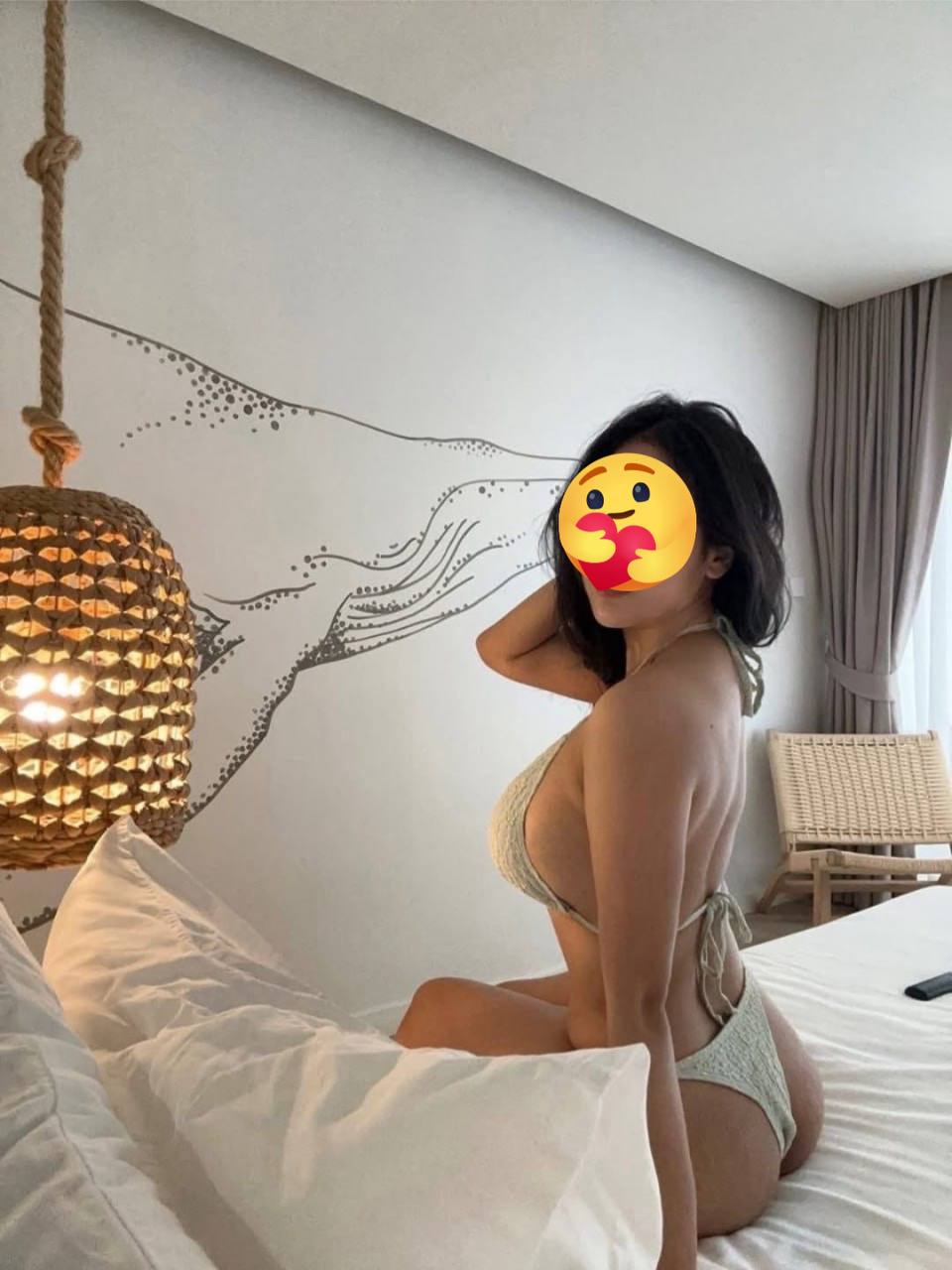HUYỀN MY BODY RỰC LỬA 